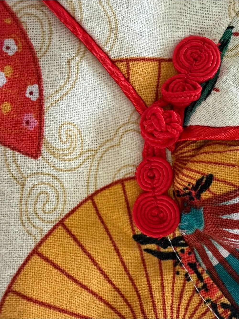 Toddler Asian Inspired Cheongsam Dress Red Gold Fan Print Size 3T Disneys Epcot‎